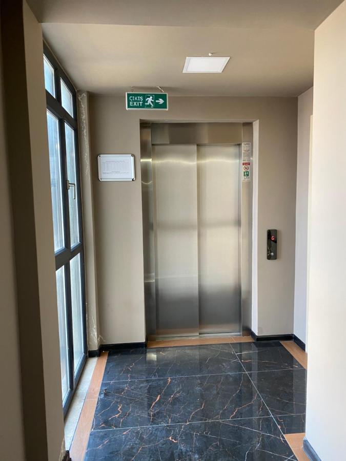 Sisli Apartment, 2 Bedrooms, 250 M Metro, New Modern Residence Provincia di Provincia di Istanbul Esterno foto